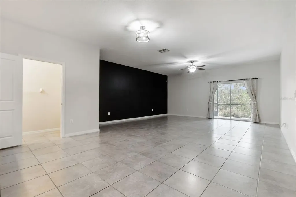 10687 Lake Montauk Drive Riverview FL 33578