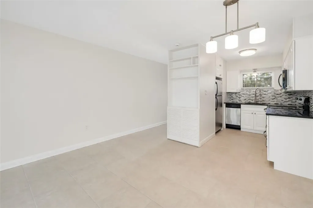 2155 Wood Street Sarasota FL 34237