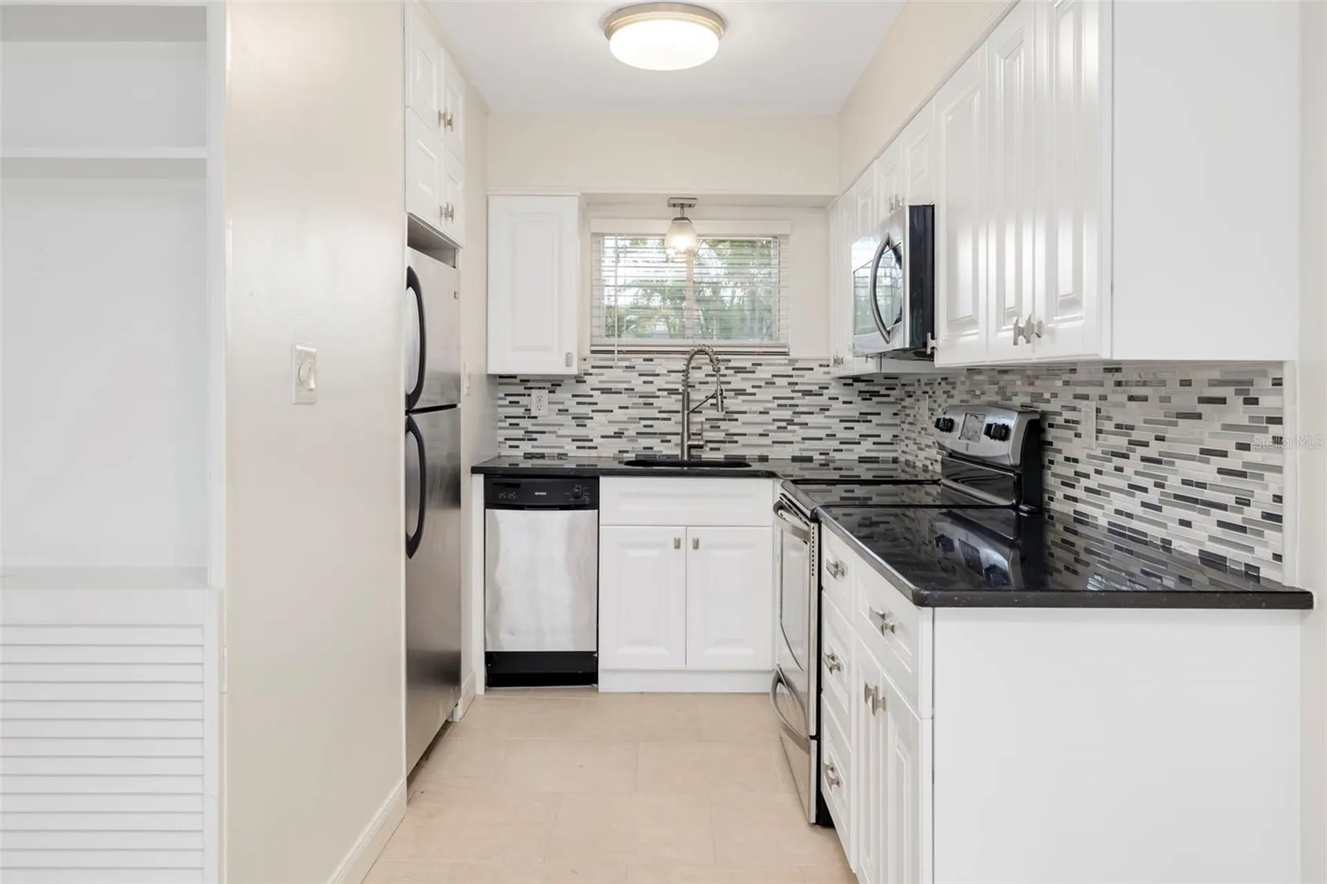 2155 Wood Street Sarasota FL 34237