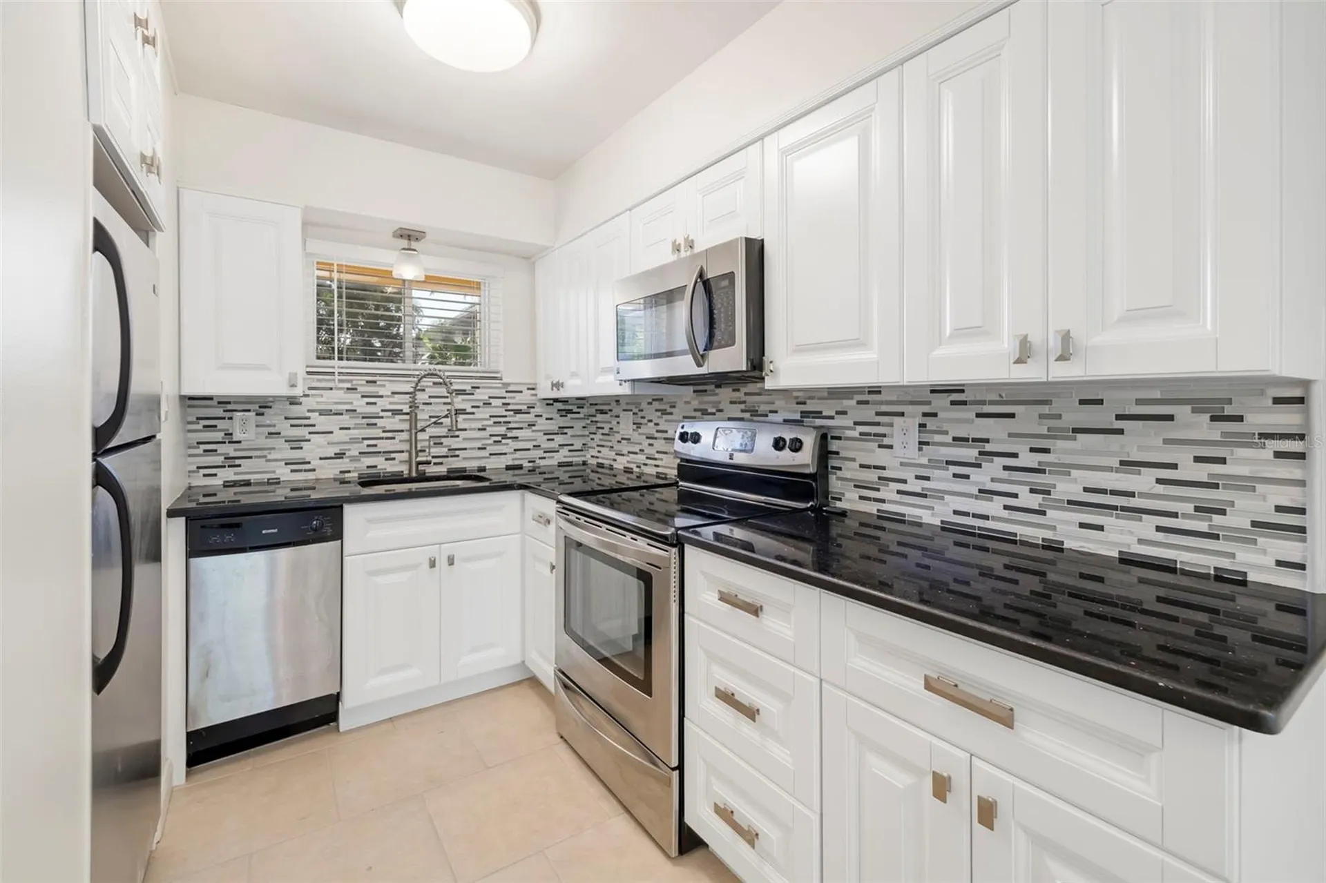 2155 Wood Street Sarasota FL 34237