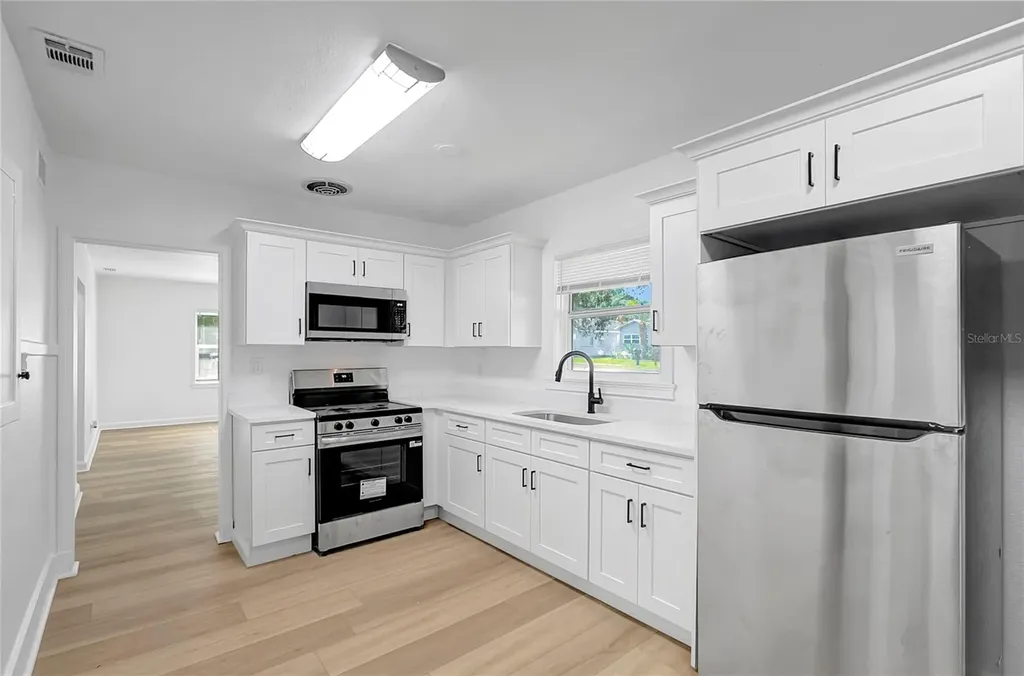 4355 58th Avenue N St Petersburg FL 33714
