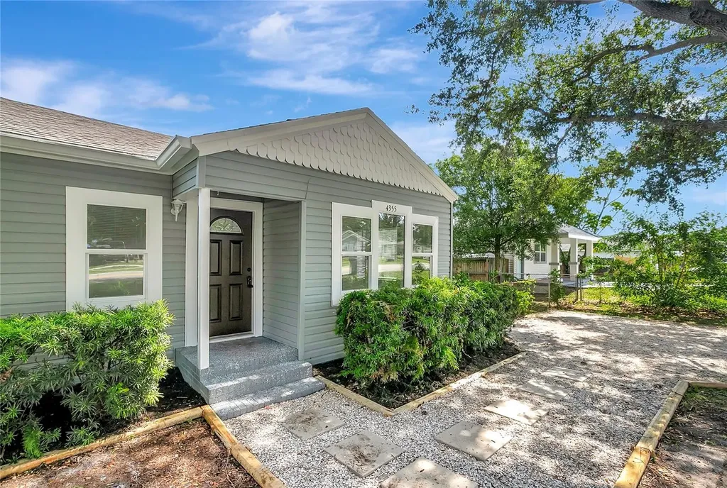 4355 58th Avenue N St Petersburg FL 33714