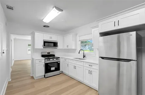 4355 58th Avenue N St Petersburg FL 33714