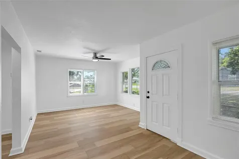 4355 58th Avenue N St Petersburg FL 33714