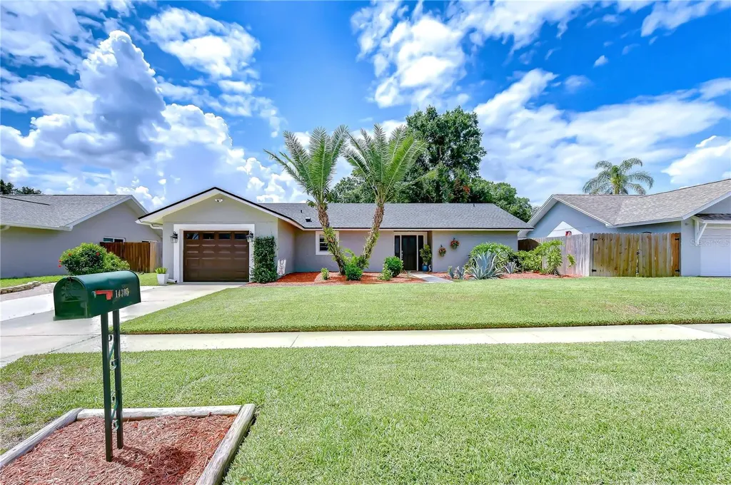 14305 Capitol Drive Tampa FL 33613