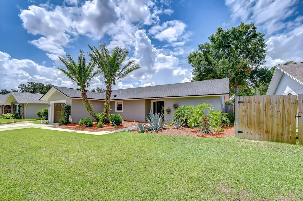 14305 Capitol Drive Tampa FL 33613