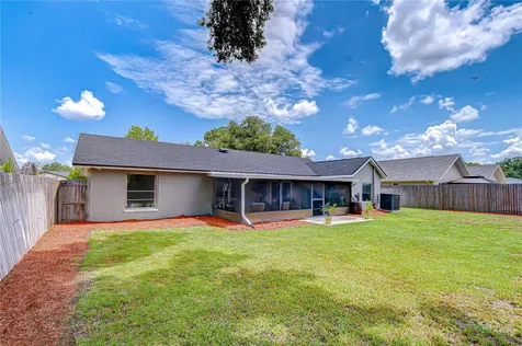 14305 Capitol Drive Tampa FL 33613