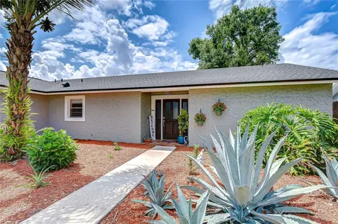14305 Capitol Drive Tampa FL 33613