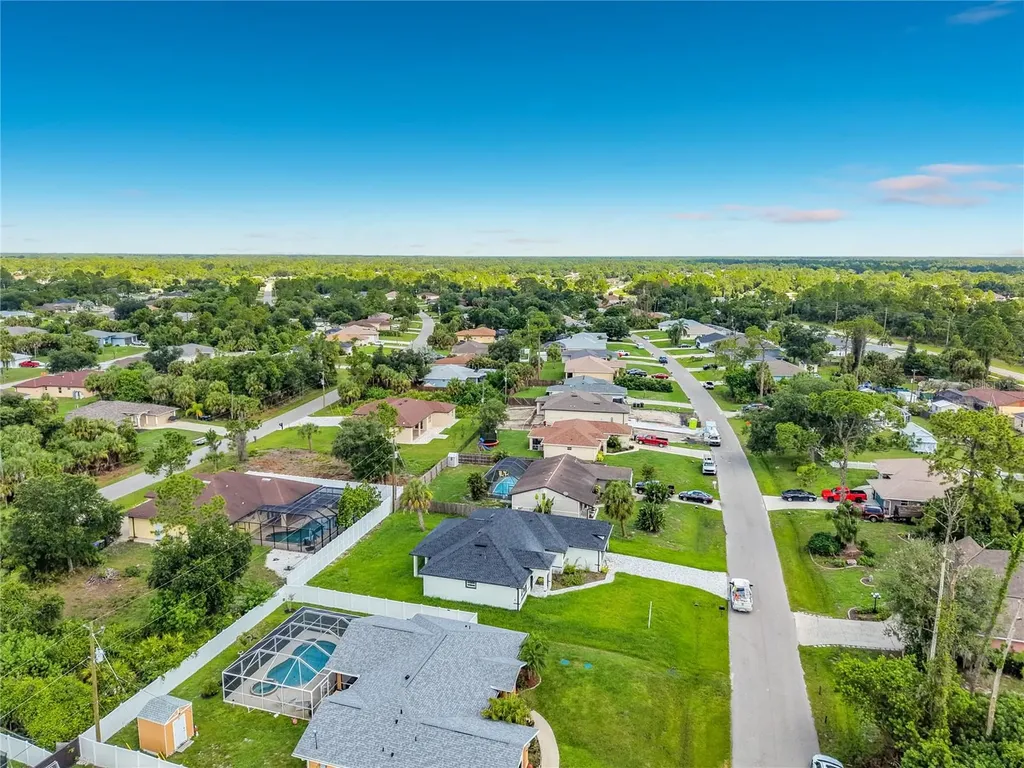 1081 Mccrory Street North Port FL 34286