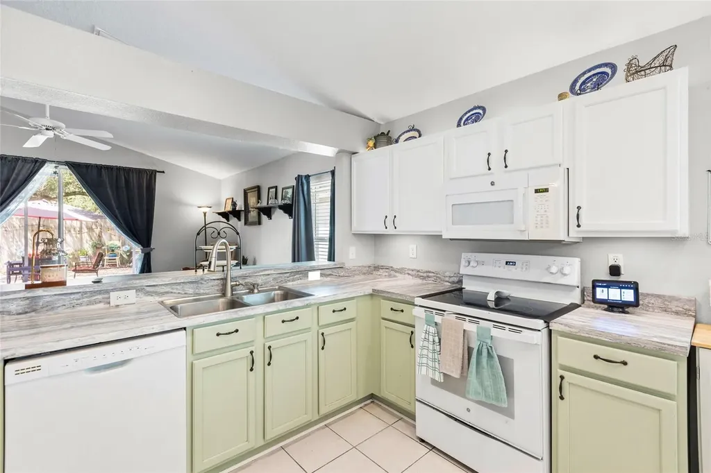 614 Somerstone Drive Valrico FL 33594