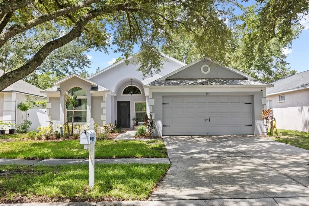 614 Somerstone Drive Valrico FL 33594