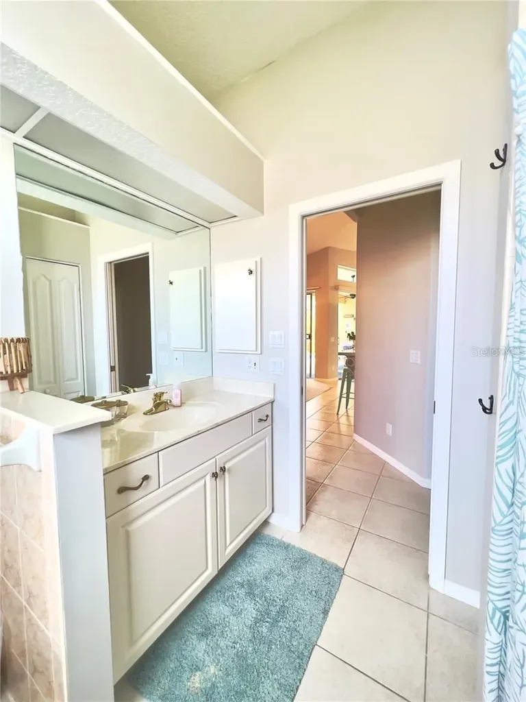5831 Cleveland Road Venice FL 34293