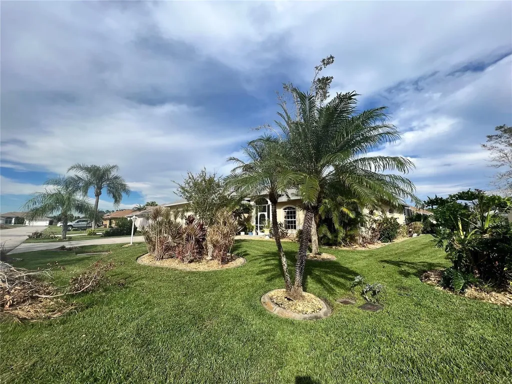 5831 Cleveland Road Venice FL 34293