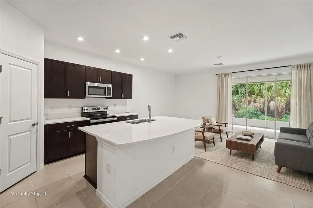 10573 Oakside Drive Palmetto FL 34221