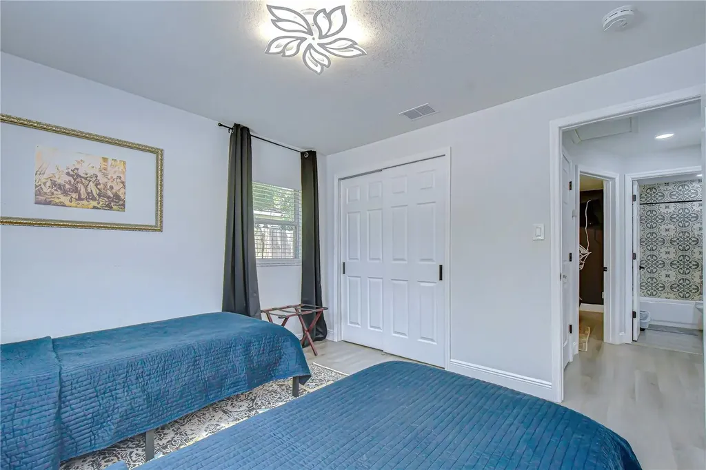 2714 E 98th Avenue Tampa FL 33612