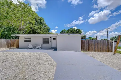 2714 E 98th Avenue Tampa FL 33612