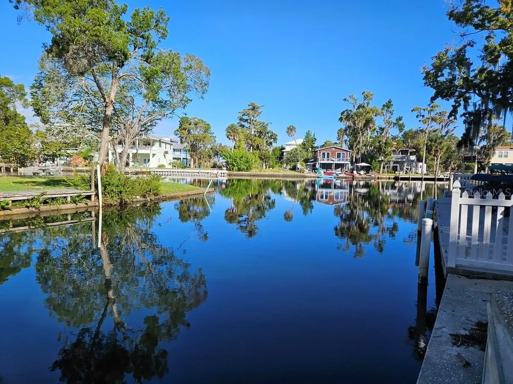 5281 Tuna Lane Weeki Wachee FL 34607