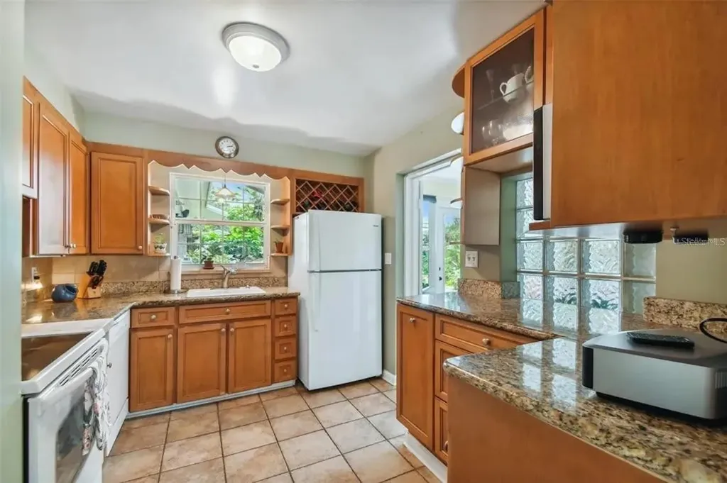 1500 E Ridgewood Street Orlando FL 32803