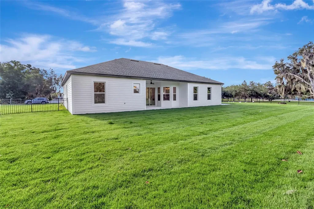17557 Ninth Street Montverde FL 34756
