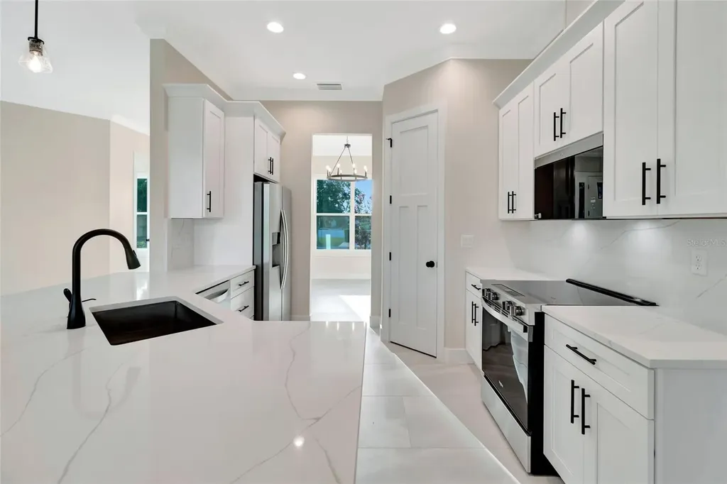 17557 Ninth Street Montverde FL 34756