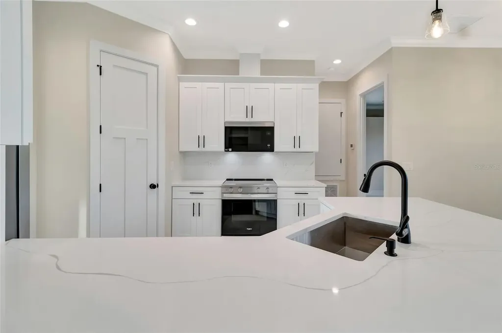17557 Ninth Street Montverde FL 34756