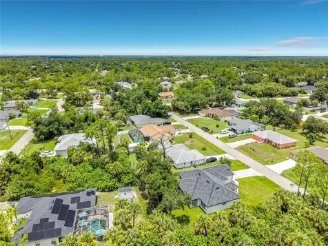 2607 Seagull Lane North Port FL 34286