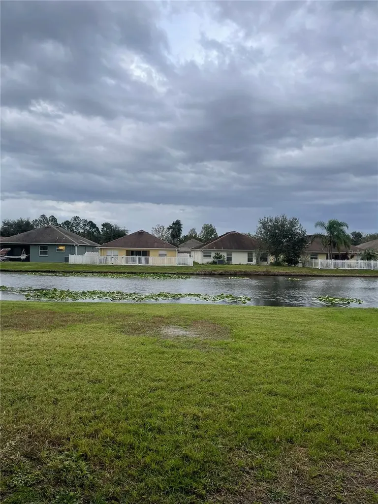 3922 Washburn Place Wesley Chapel FL 33543
