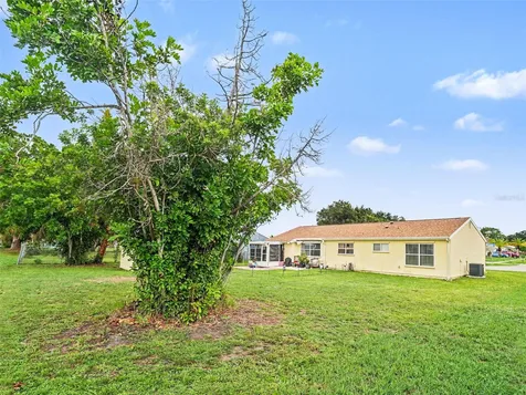 2473 Fairbrook Street North Port FL 34287