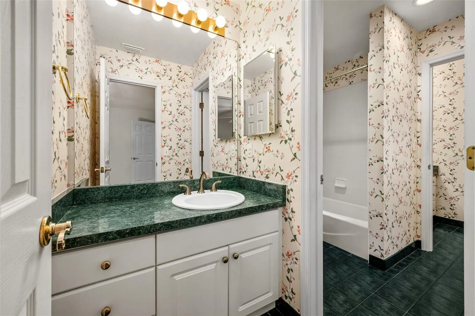 3627 NW 33rd Terrace Gainesville FL 32605