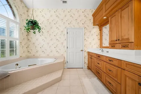 3627 NW 33rd Terrace Gainesville FL 32605