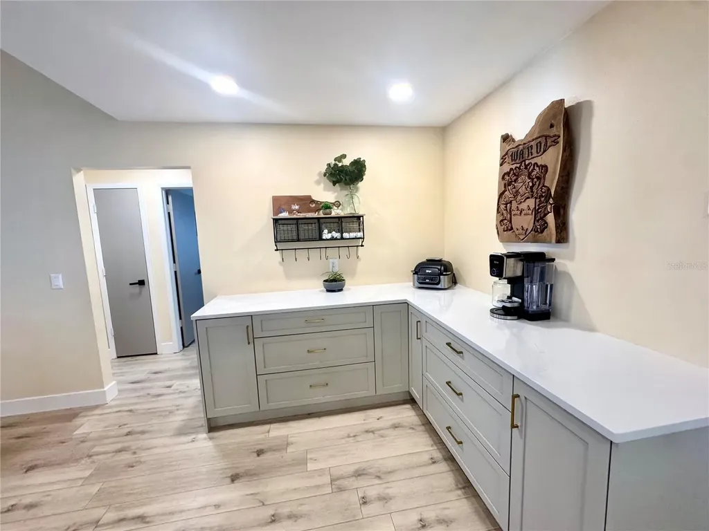 1861 Willow Oak Drive N Palm Harbor FL 34683