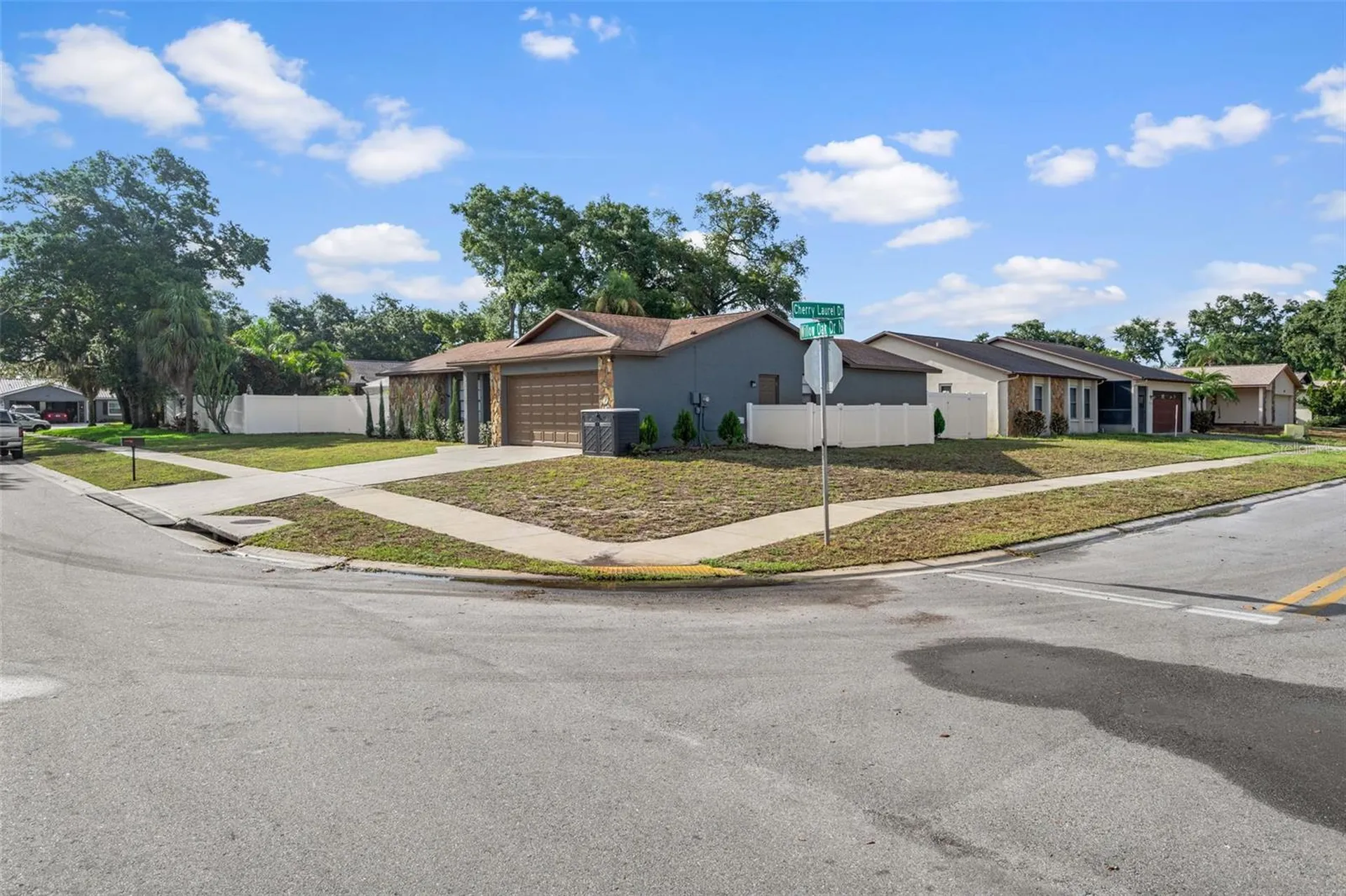 1861 Willow Oak Drive N Palm Harbor FL 34683