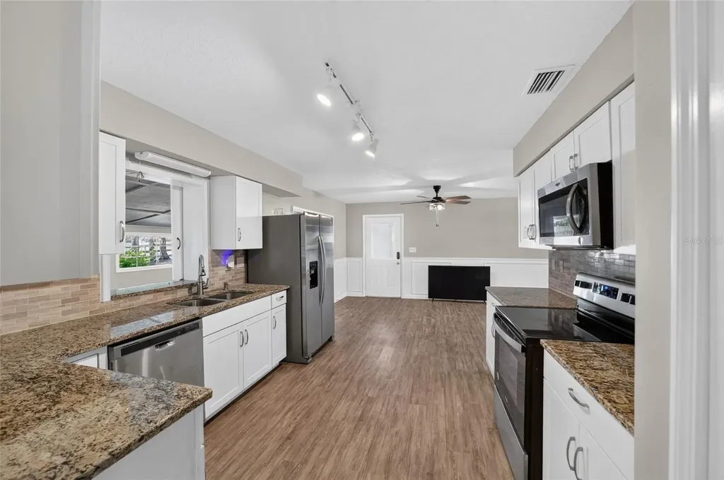 2421 NE 57th Place Ocala FL 34479