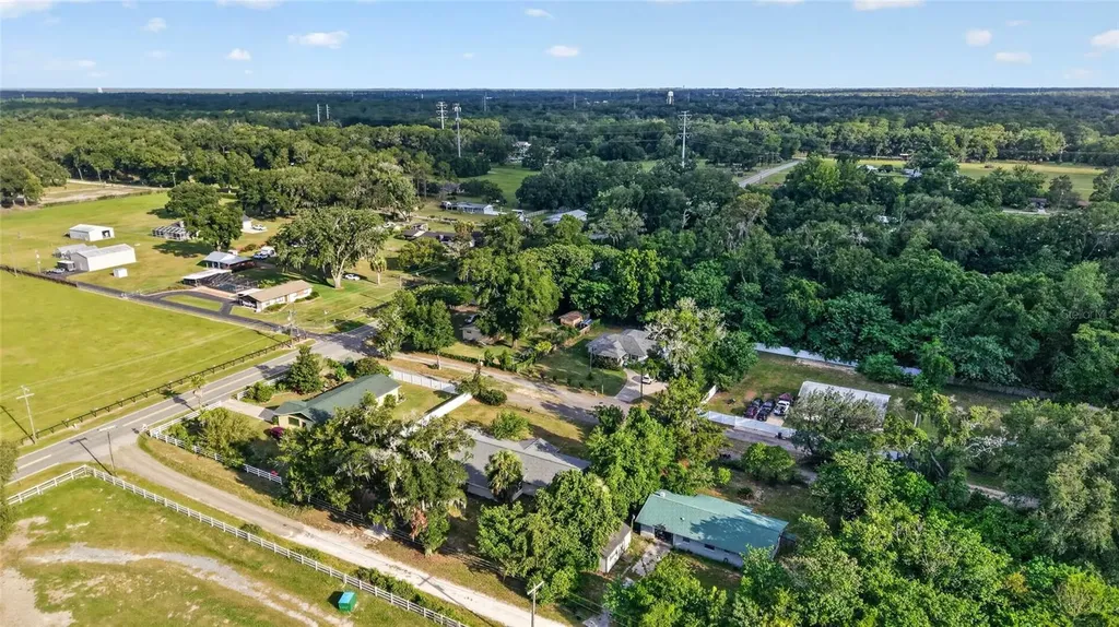 2421 NE 57th Place Ocala FL 34479
