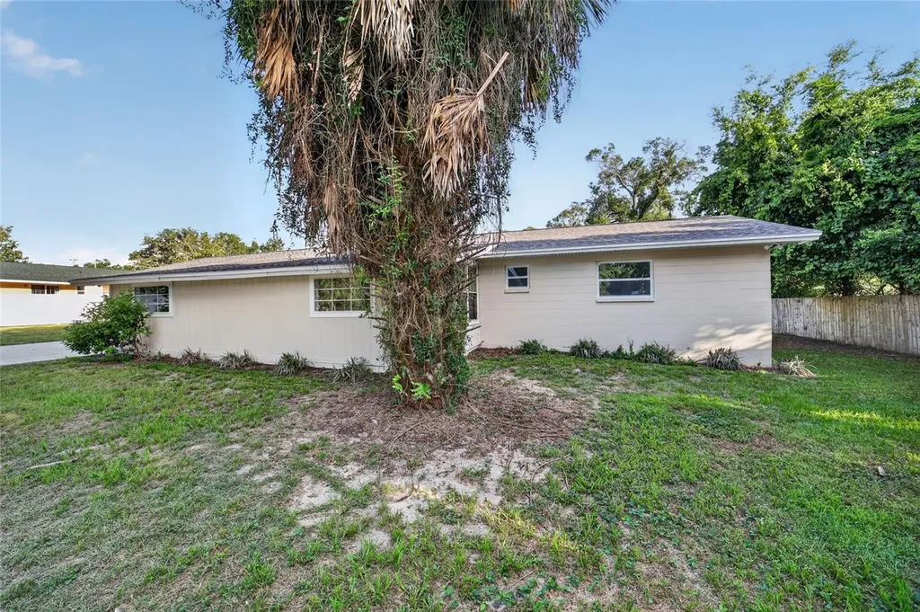 2421 NE 57th Place Ocala FL 34479