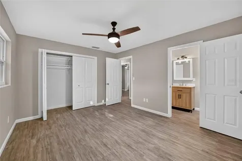 2421 NE 57th Place Ocala FL 34479