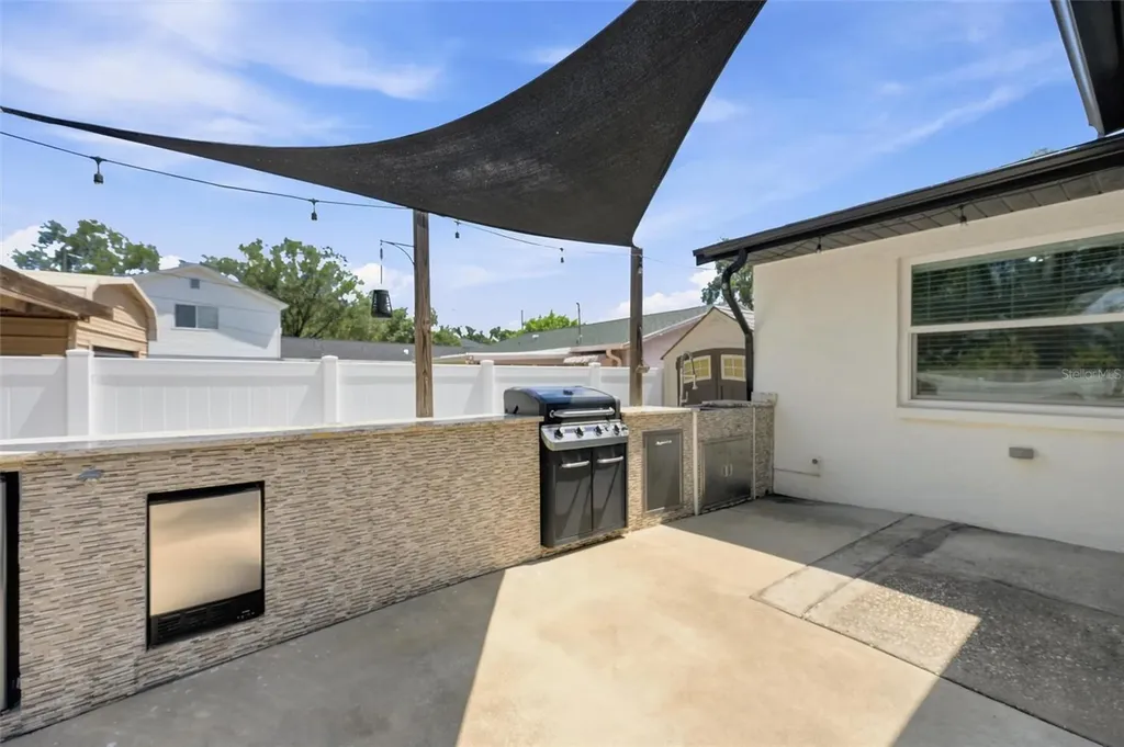 6230 Cedar Street NE St Petersburg FL 33702