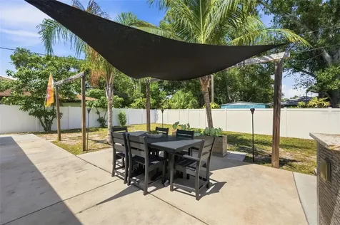 6230 Cedar Street NE St Petersburg FL 33702