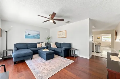 6230 Cedar Street NE St Petersburg FL 33702