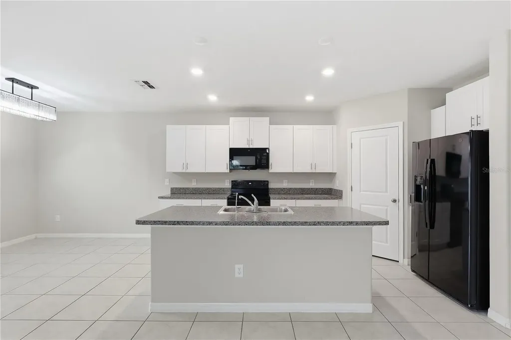 7023 Samuel Ivy Drive Tampa FL 33619