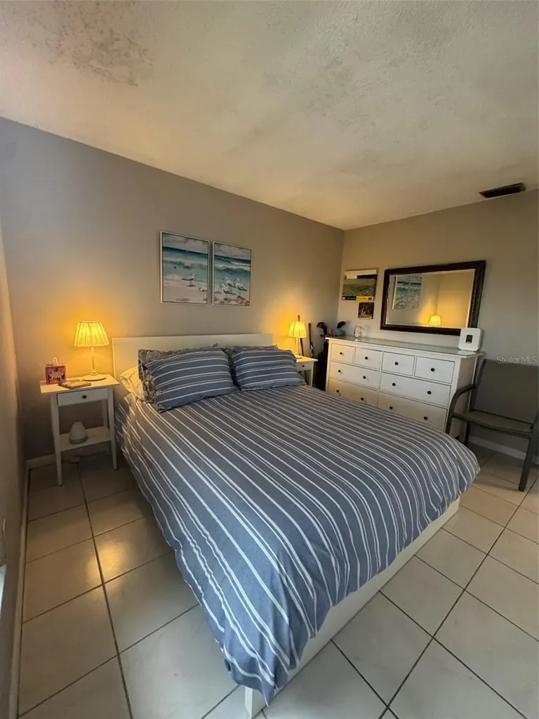 4859 Winslow Beacon Sarasota FL 34235
