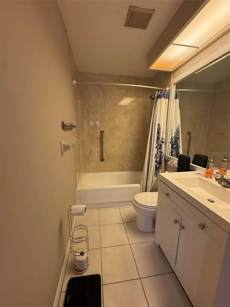 4859 Winslow Beacon Sarasota FL 34235