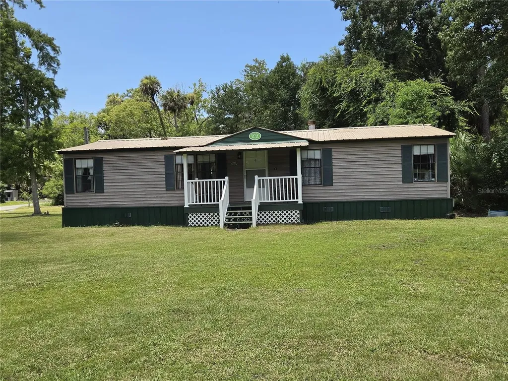 56314 Blue Creek Road Astor FL 32102