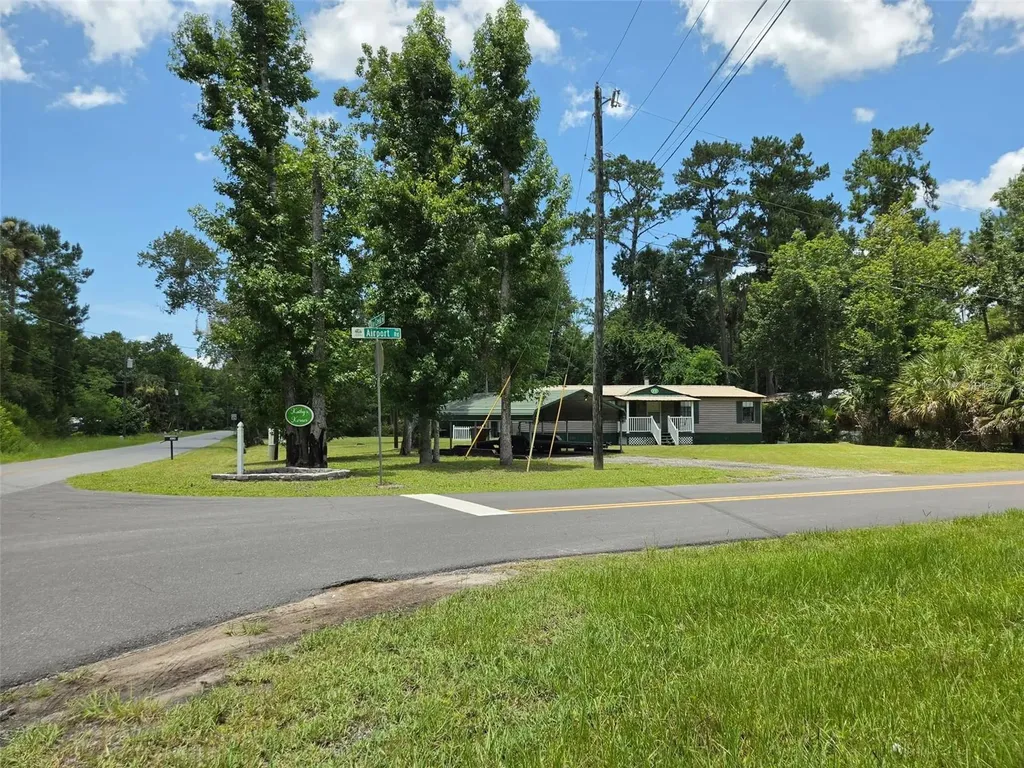 56314 Blue Creek Road Astor FL 32102