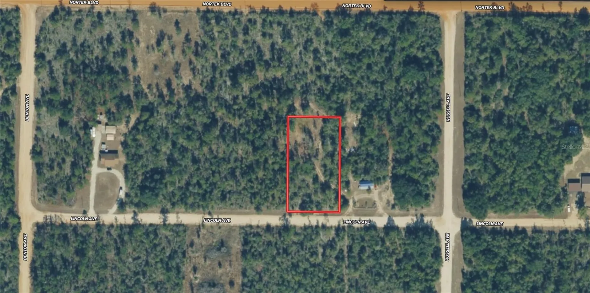 Lincoln Avenue Alford FL 32420