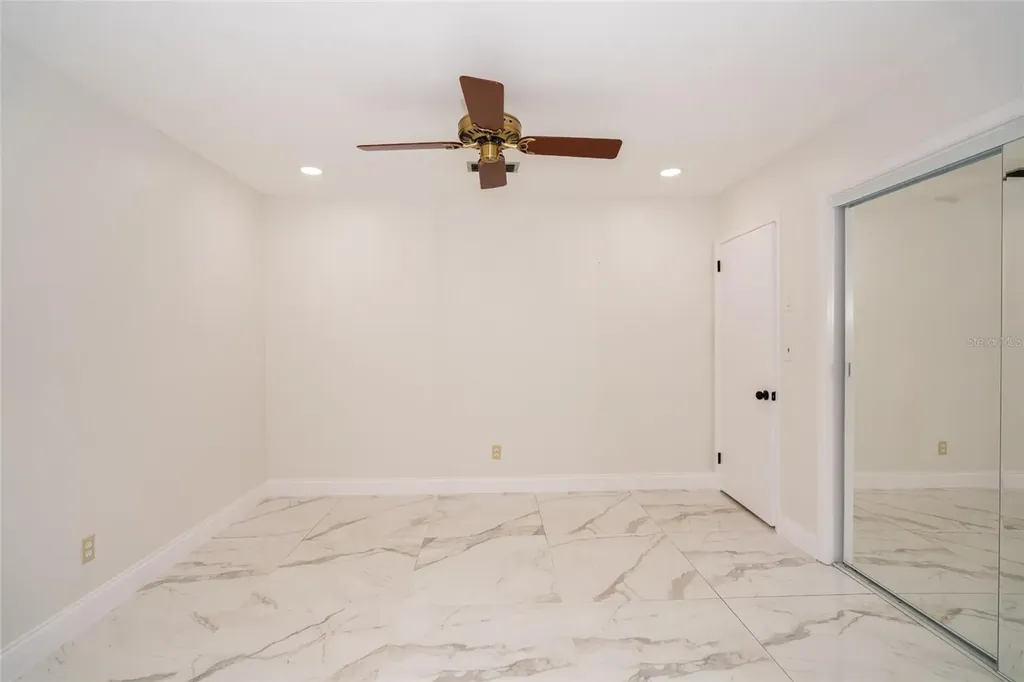 9241 N 52nd Street Tampa FL 33617