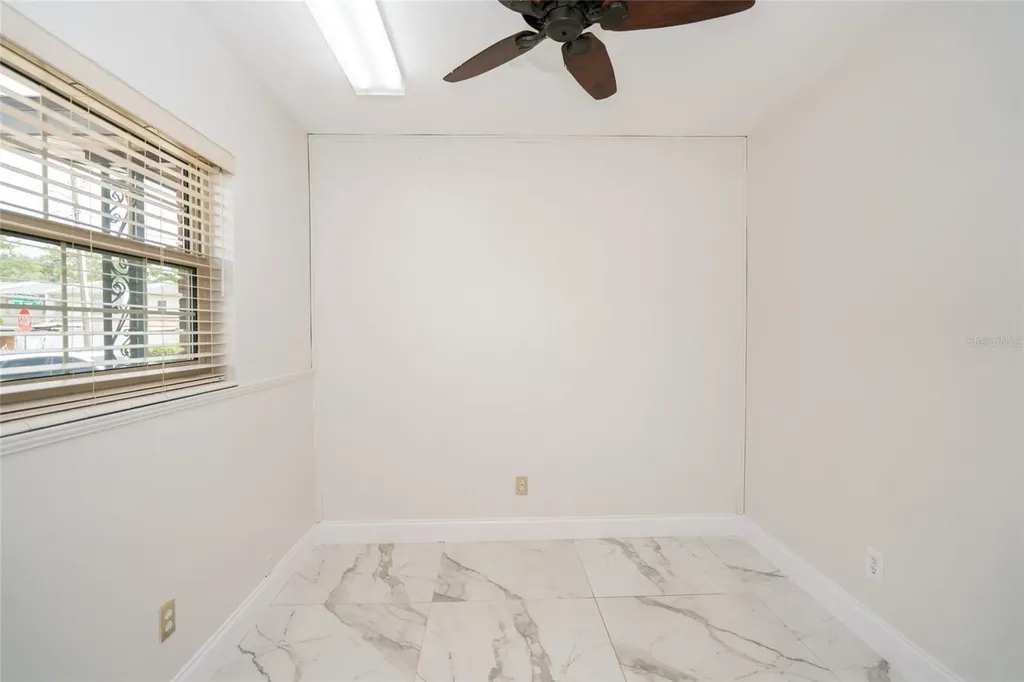 9241 N 52nd Street Tampa FL 33617