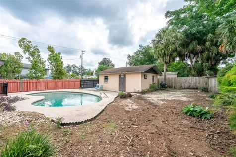 9241 N 52nd Street Tampa FL 33617