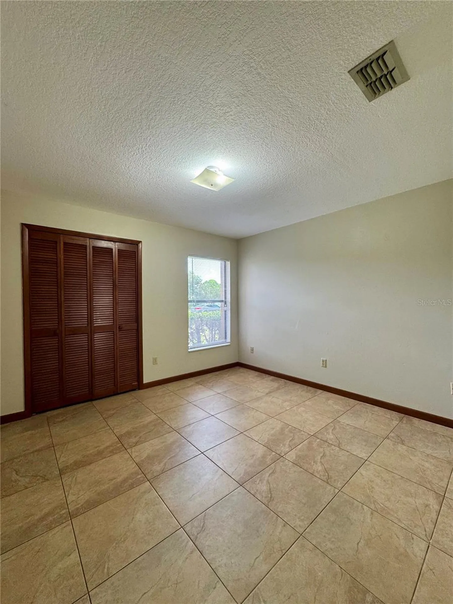 9218 Everwood Street Orlando FL 32825
