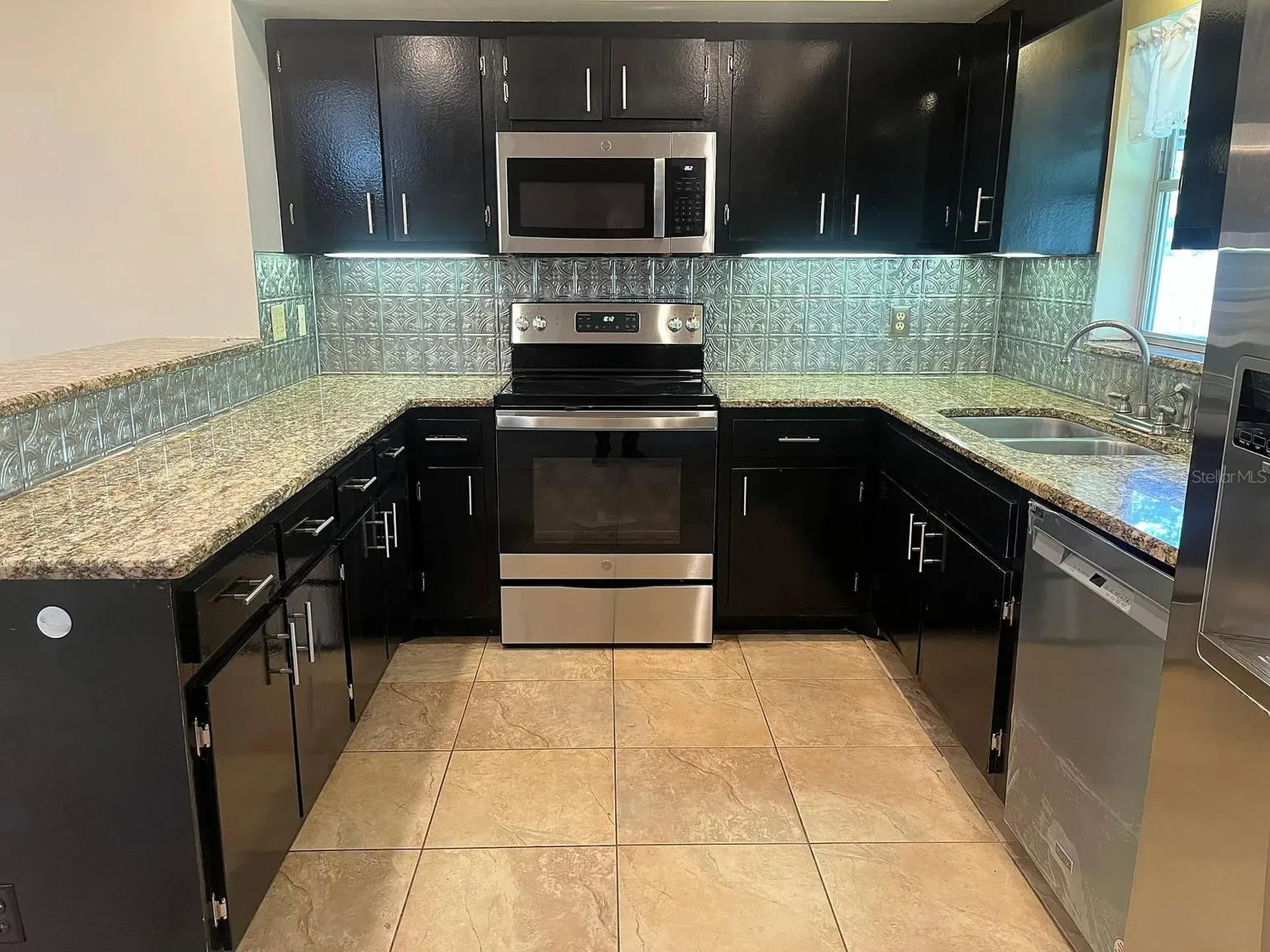9218 Everwood Street Orlando FL 32825